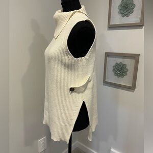 Anthropologie “Alexa” Sleeveless Turtleneck Sweater with Side Button Details EUC